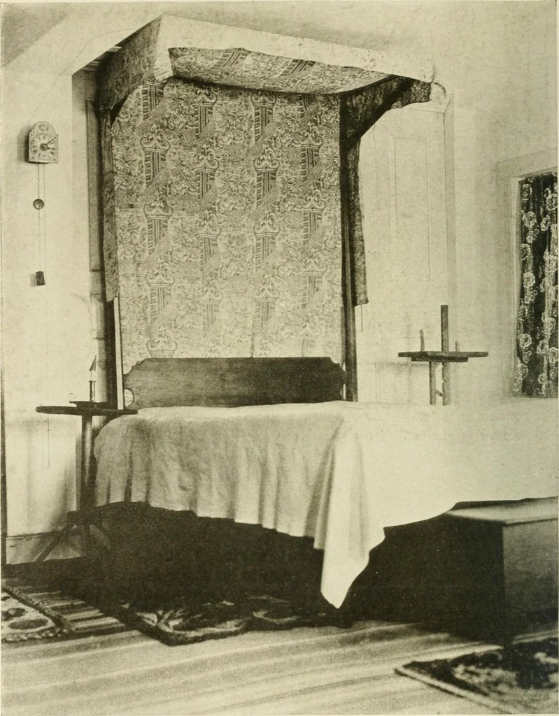 An illustration from Furniture of the Pilgrim century, 1620-1720, including colonial utensils and hardware, 1910, leaf 348