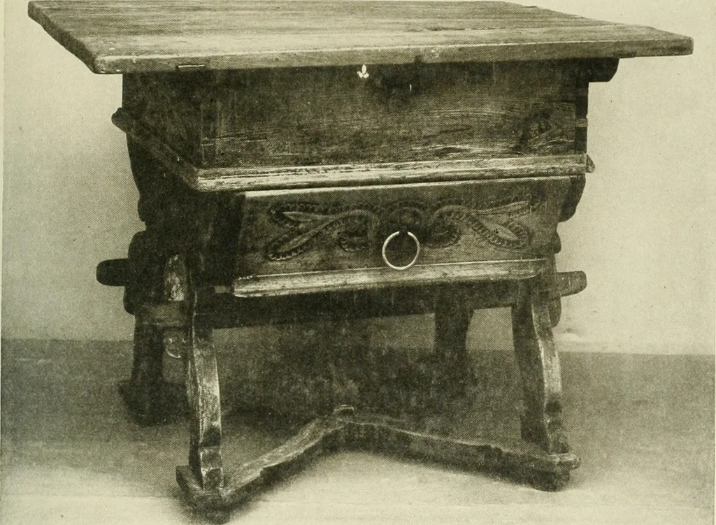 An illustration from Furniture of the Pilgrim century, 1620-1720, including colonial utensils and hardware, 1910, leaf 373