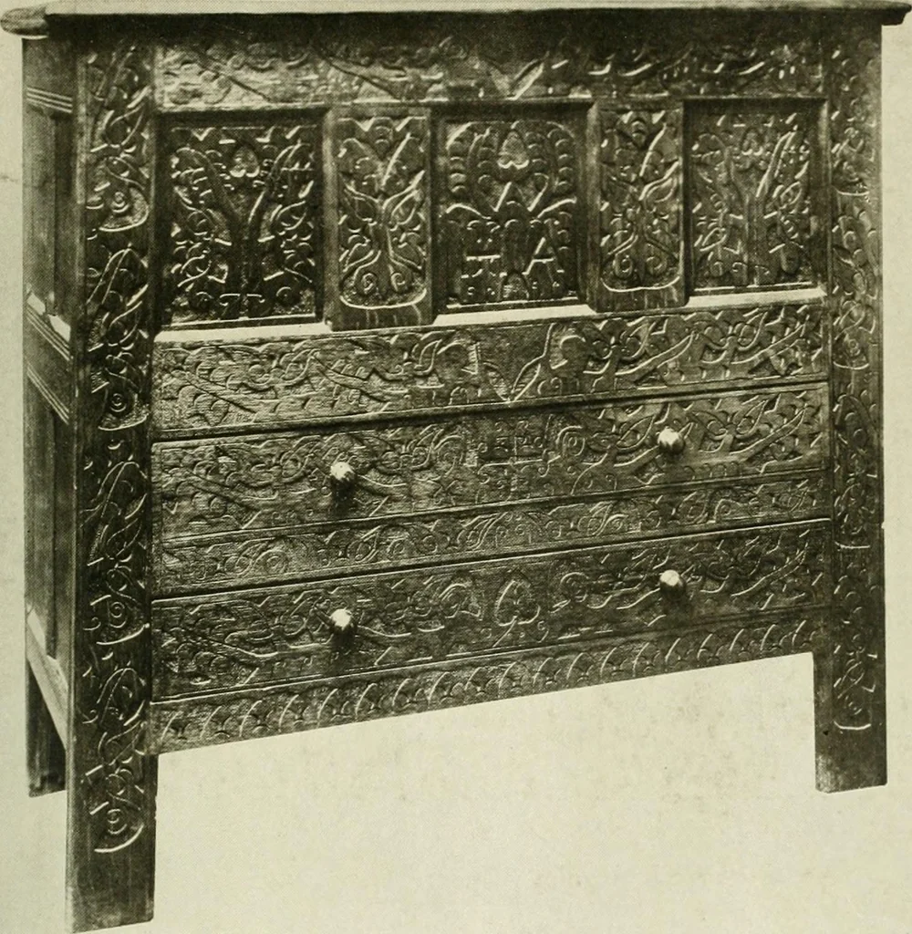 An illustration from Furniture of the Pilgrim century, 1620-1720, including colonial utensils and hardware, 1910, leaf 39