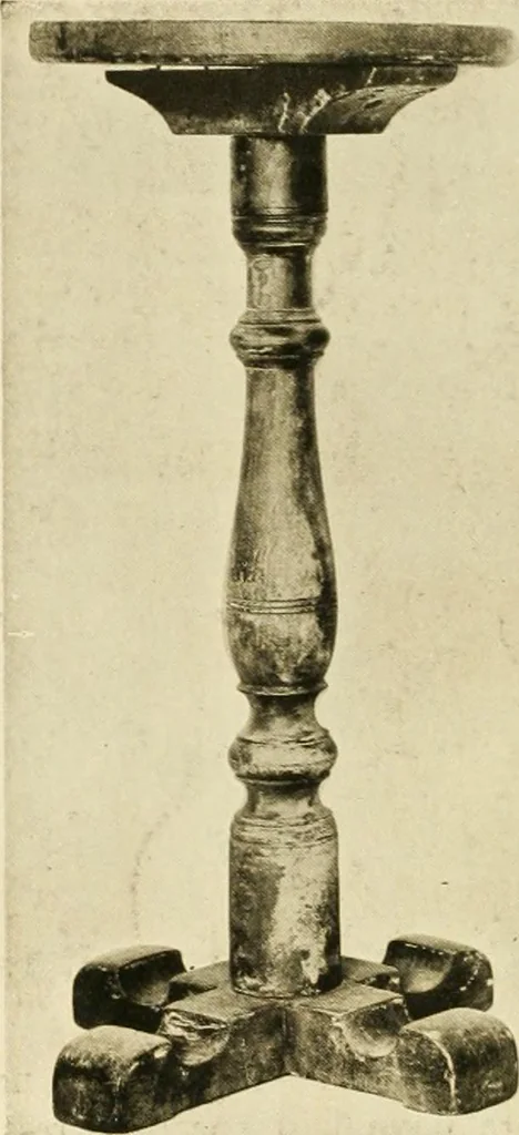 An illustration from Furniture of the Pilgrim century, 1620-1720, including colonial utensils and hardware, 1910, leaf 470