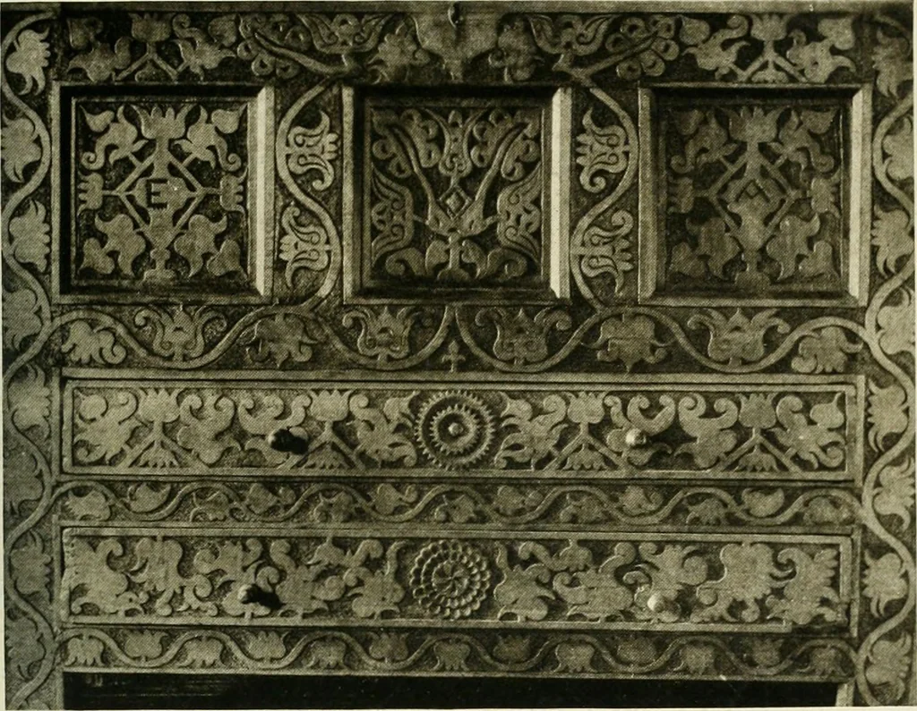 An illustration from Furniture of the Pilgrim century, 1620-1720, including colonial utensils and hardware, 1910, leaf 501