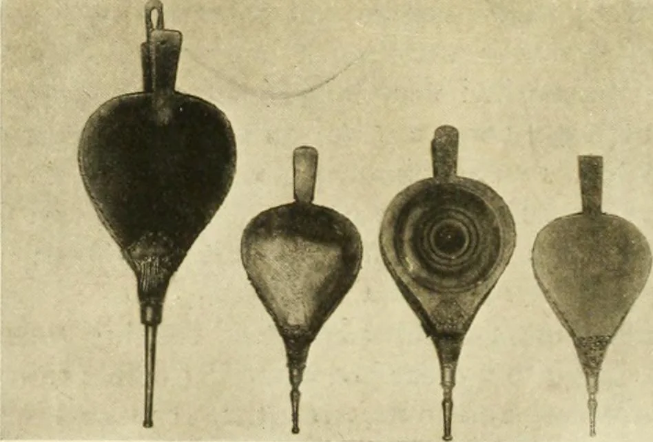 An illustration from Furniture of the Pilgrim century, 1620-1720, including colonial utensils and hardware, 1910, leaf 556