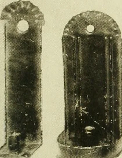 An illustration from Furniture of the Pilgrim century, 1620-1720, including colonial utensils and hardware, 1910, leaf 557
