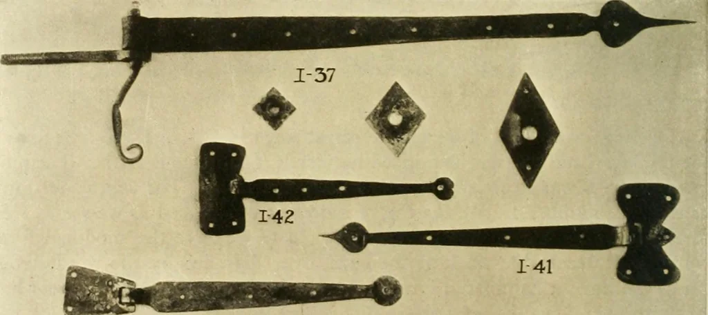 An illustration from Furniture of the Pilgrim century, 1620-1720, including colonial utensils and hardware, 1910, leaf 562