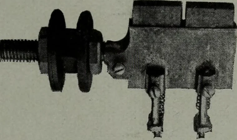 An illustration from The Galt Electrical Manufacturing Co., Limited. Successors to the Maple Leaf Automobile and Electrical Manufacturing Co'y., Limited, 1907, leaf 8