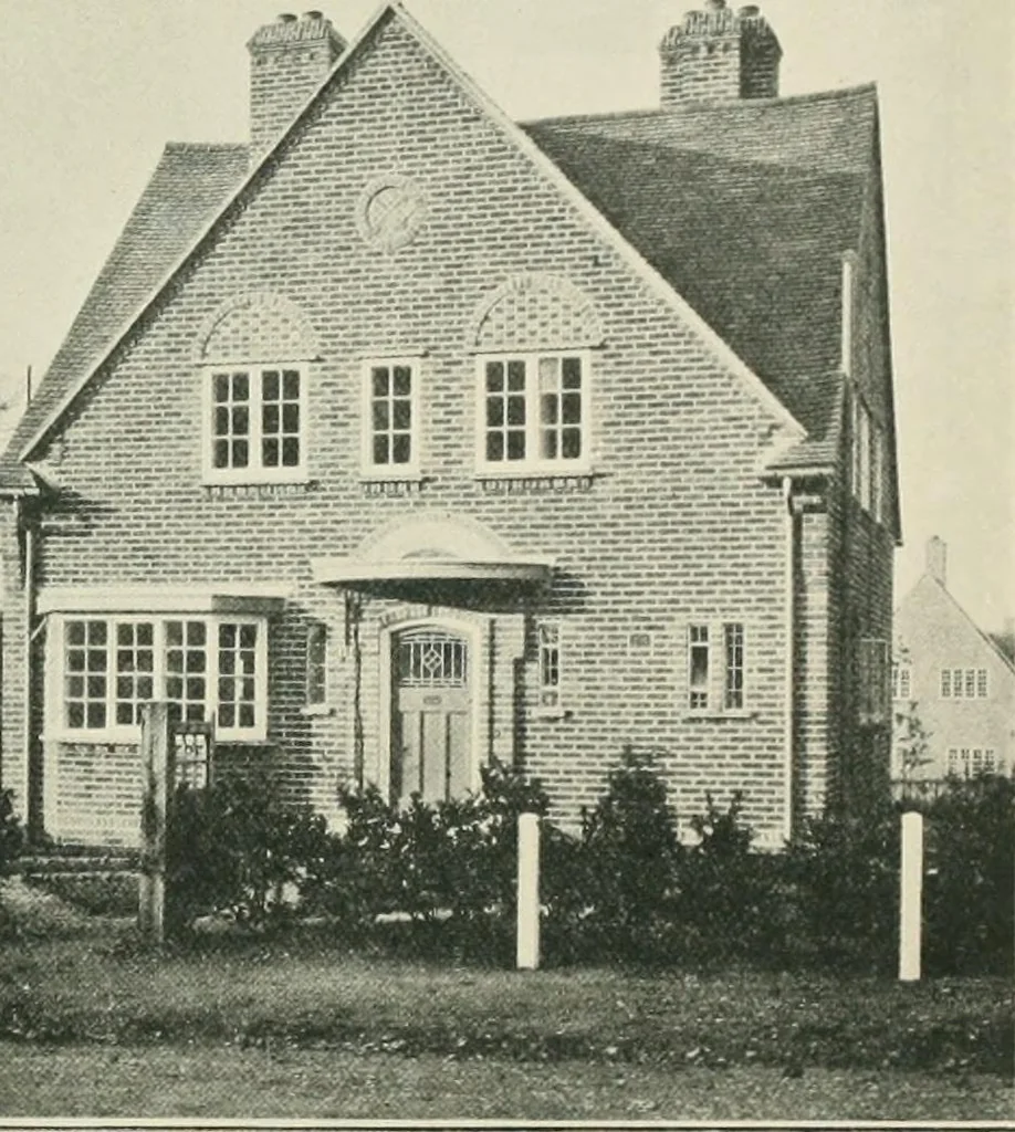 An illustration from Garden city houses and domestic interior details, 1913, leaf 39