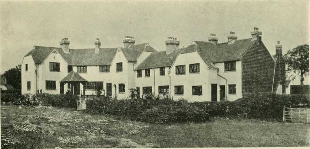 An illustration from Garden city houses and domestic interior details, 1913, leaf 54