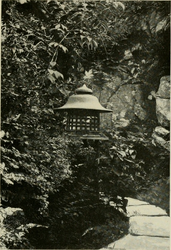 An illustration from The garden and its accessories, 1907, leaf 118