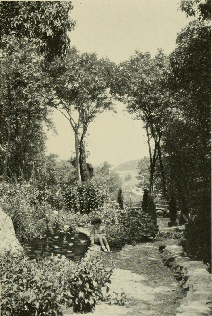 An illustration from The garden and its accessories, 1907, leaf 168