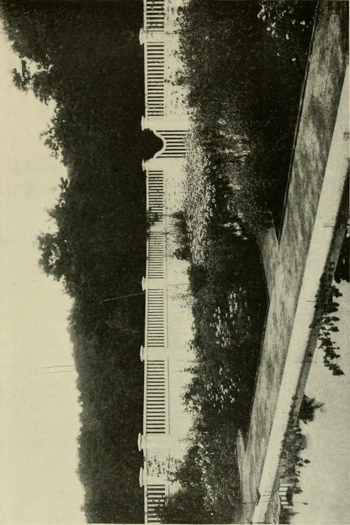 An illustration from The garden and its accessories, 1907, leaf 204