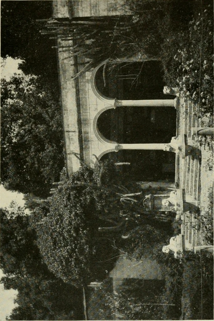 An illustration from The garden and its accessories, 1907, leaf 44