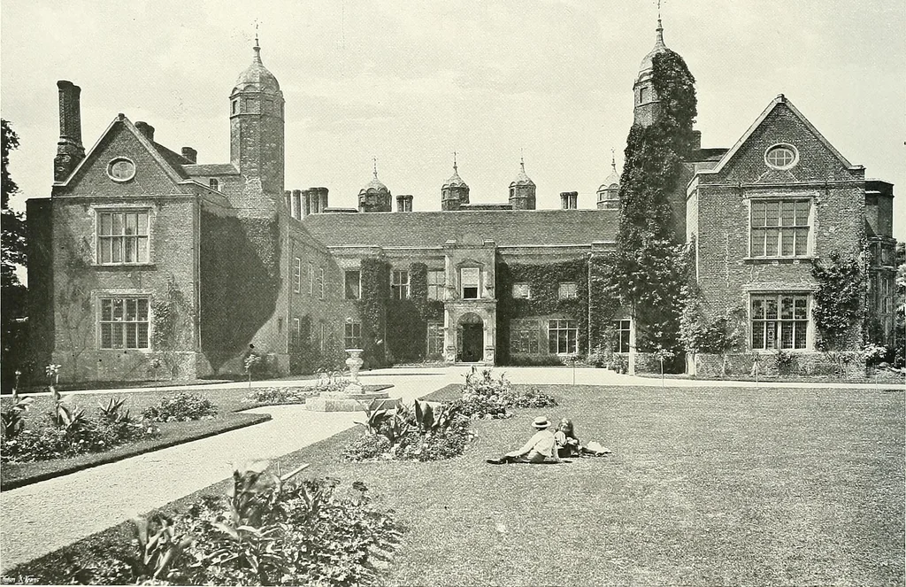 An illustration from Gardens, old and new; the country house & its garden environment, 1900, leaf 129