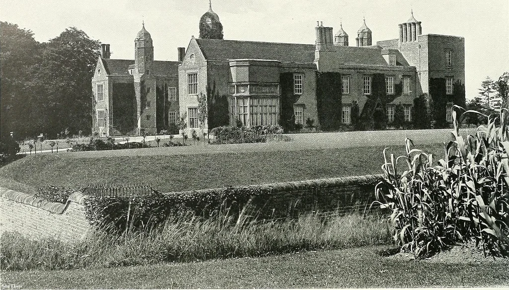 An illustration from Gardens, old and new; the country house & its garden environment, 1900, leaf 131