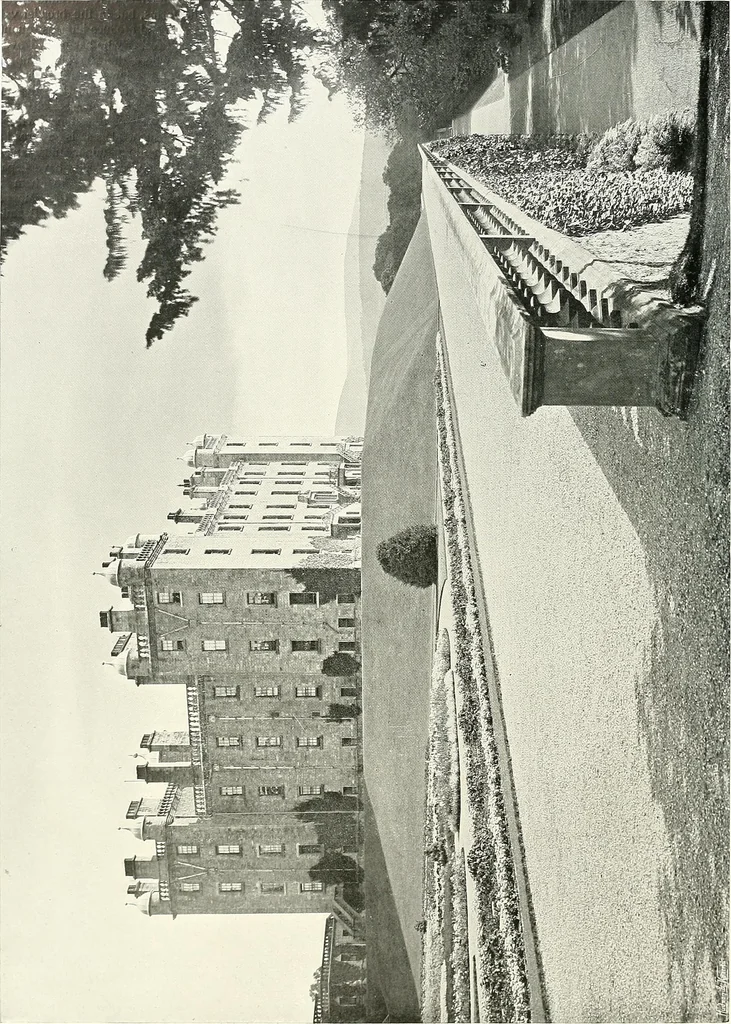 An illustration from Gardens, old and new; the country house & its garden environment, 1900, leaf 205