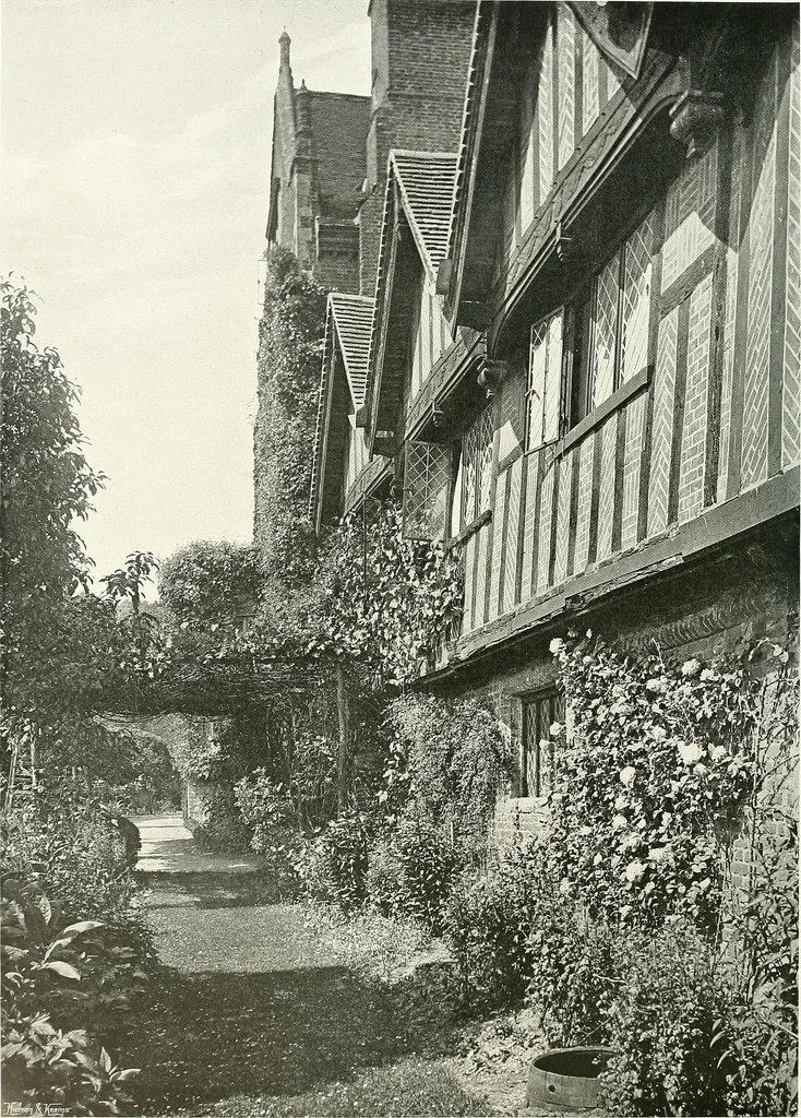 An illustration from Gardens, old and new; the country house & its garden environment, 1900, leaf 247