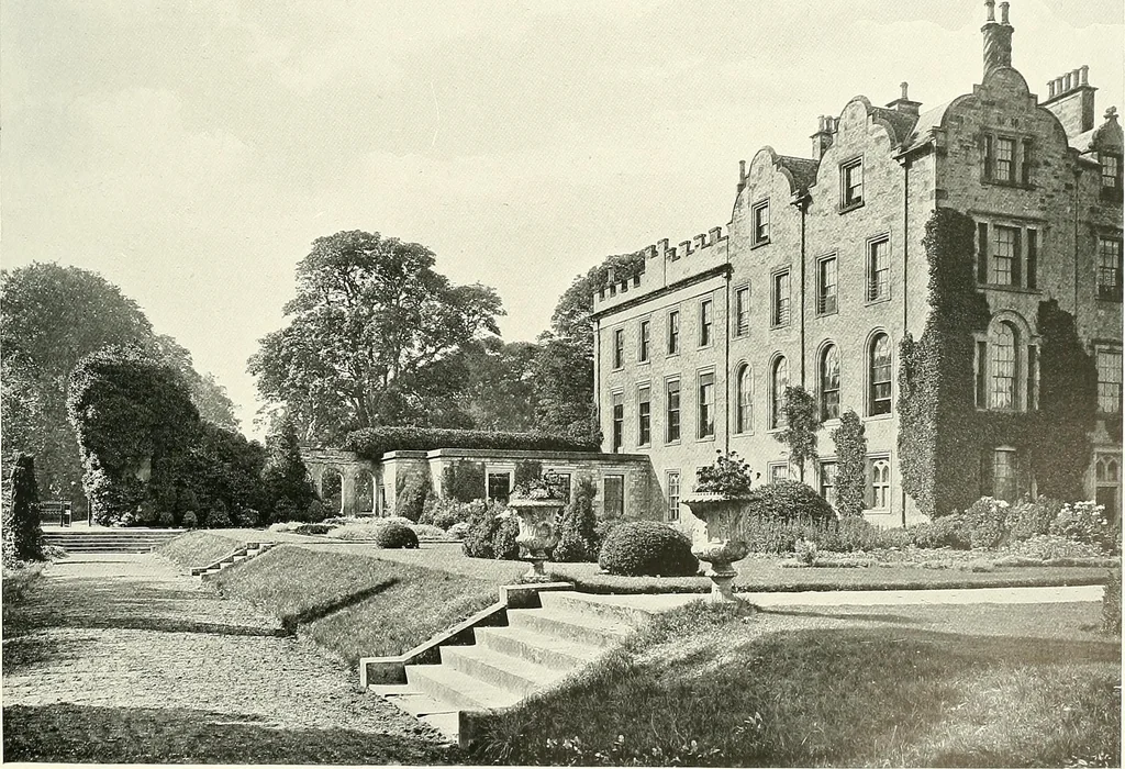 An illustration from Gardens, old and new; the country house & its garden environment, 1900, leaf 258