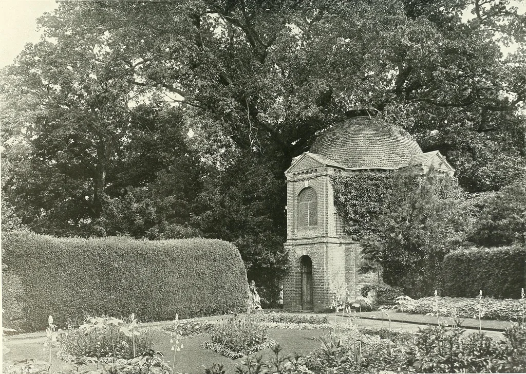 An illustration from Gardens, old and new; the country house & its garden environment, 1900, leaf 26