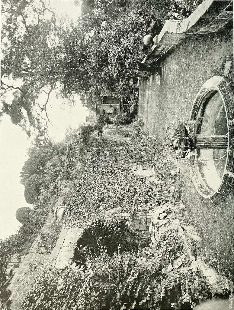 An illustration from Gardens, old and new; the country house & its garden environment, 1900, leaf 265