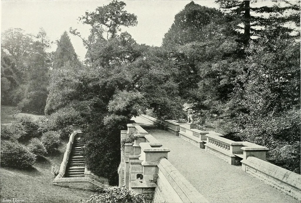An illustration from Gardens, old and new; the country house & its garden environment, 1900, leaf 285