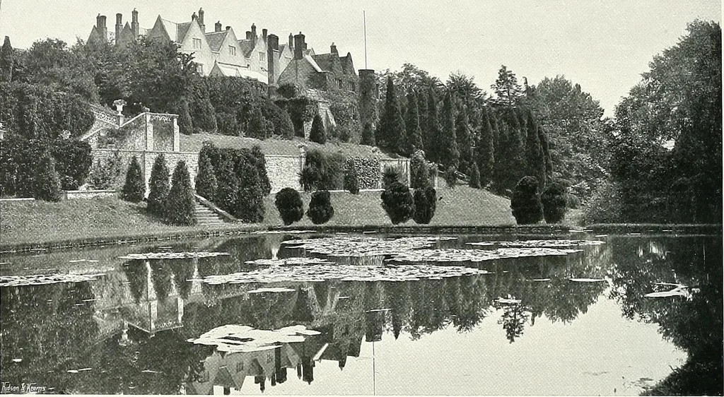 An illustration from Gardens, old and new; the country house & its garden environment, 1900, leaf 295