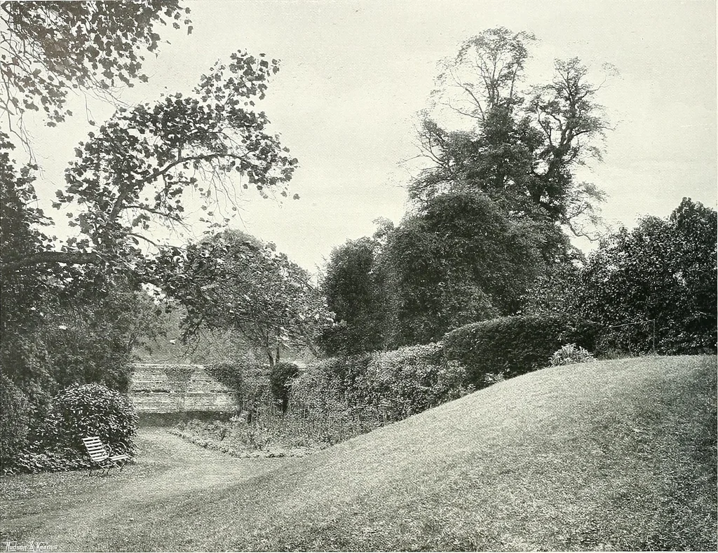 An illustration from Gardens, old and new; the country house & its garden environment, 1900, leaf 303