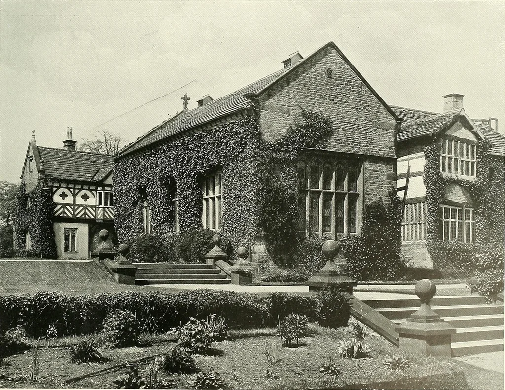An illustration from Gardens, old and new; the country house & its garden environment, 1900, leaf 304