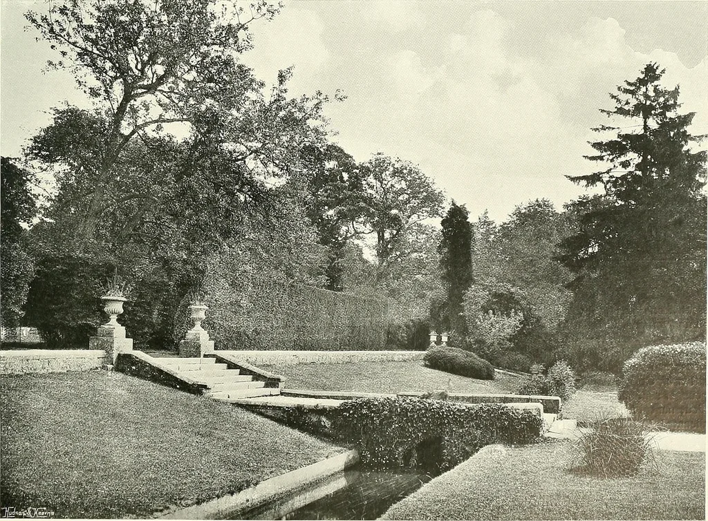 An illustration from Gardens, old and new; the country house & its garden environment, 1900, leaf 308