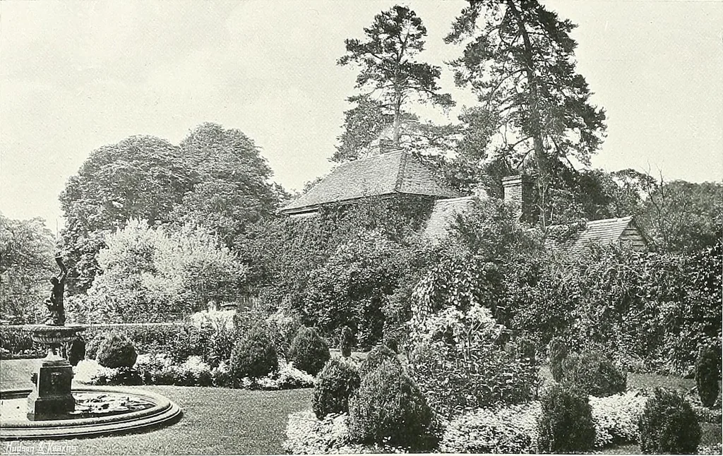 An illustration from Gardens, old and new; the country house & its garden environment, 1900, leaf 313