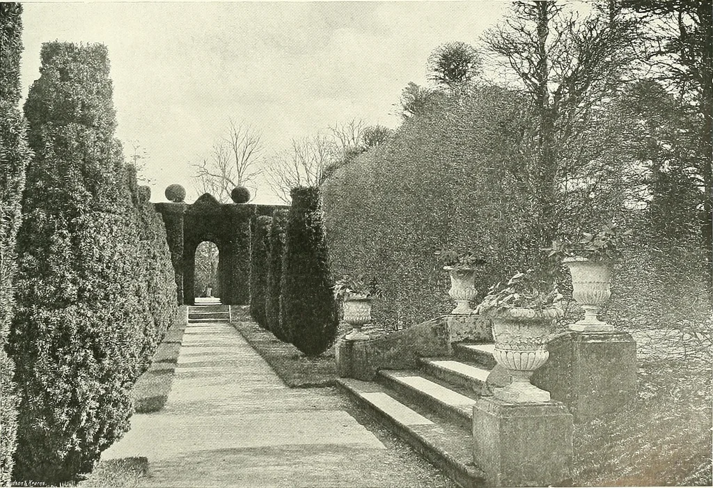 An illustration from Gardens, old and new; the country house & its garden environment, 1900, leaf 64