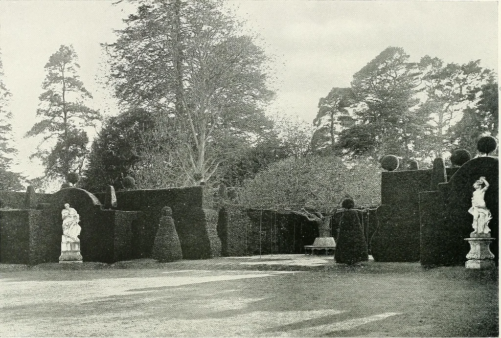 An illustration from Gardens, old and new; the country house & its garden environment, 1900, leaf 67