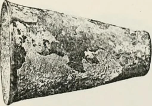 An illustration from Graeco-Egyptian glass, 1905, leaf 109