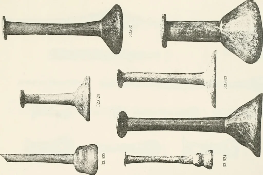 An illustration from Graeco-Egyptian glass, 1905, leaf 117
