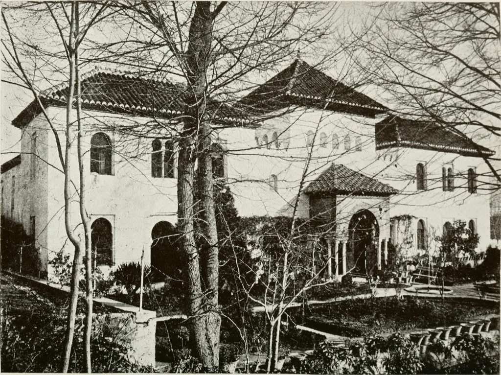 An illustration from Granada and the Alhambra, a brief description of the ancient city of Granada, with a particular account of the Moorish palace, 1907, leaf 568