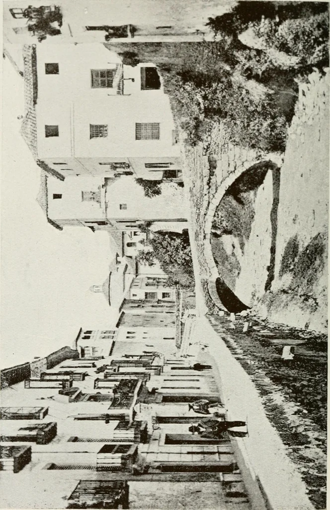 An illustration from Granada and the Alhambra, a brief description of the ancient city of Granada, with a particular account of the Moorish palace, 1907, leaf 576