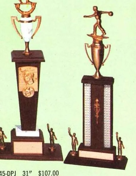 An illustration from Grand Prix Trophies 1965, 1965, leaf 15
