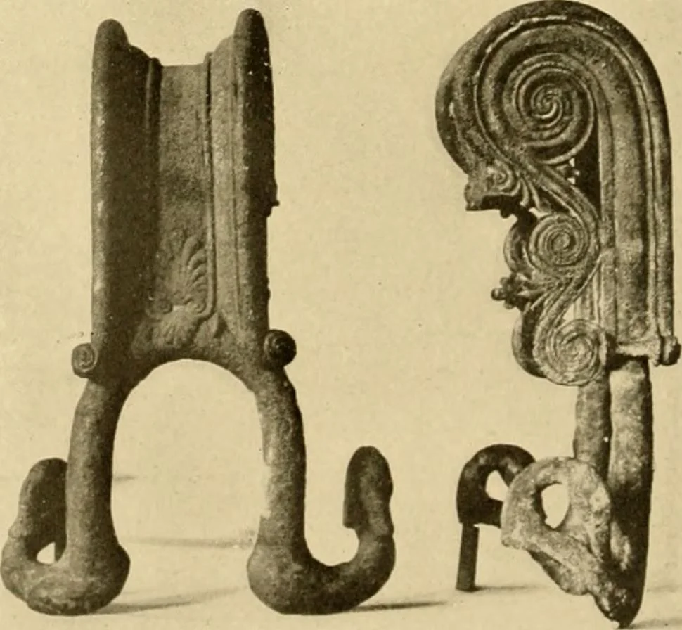 An illustration from Greek, Etruscan and Roman bronzes, 1915, leaf 107