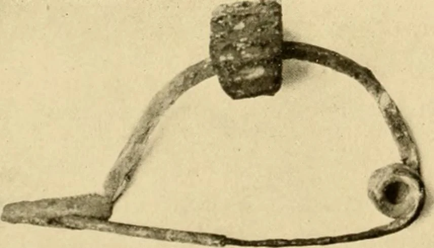 An illustration from Greek, Etruscan and Roman bronzes, 1915, leaf 369