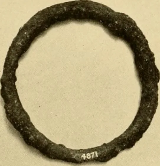 An illustration from Greek, Etruscan and Roman bronzes, 1915, leaf 385