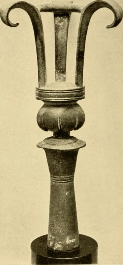 An illustration from Greek, Etruscan and Roman bronzes, 1915, leaf 415
