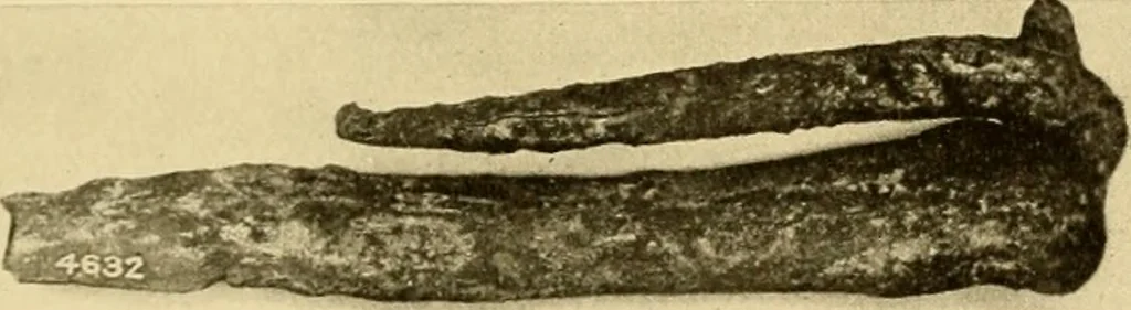 An illustration from Greek, Etruscan and Roman bronzes, 1915, leaf 436