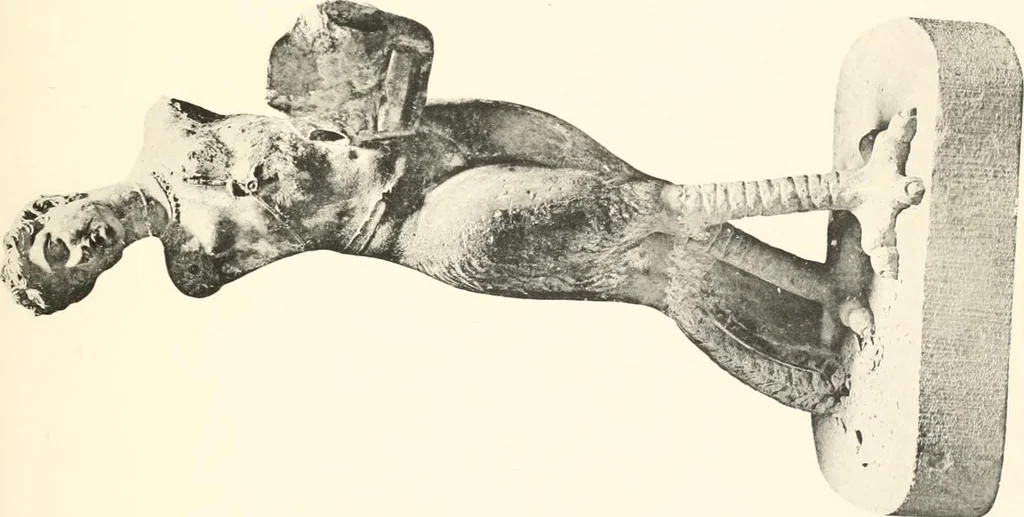 An illustration from Greek sculpture, 1903, leaf 124