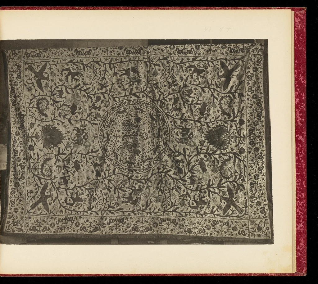An illustration from Exposição districtal de Aveiro em 1882 : reliquias da arte nacional, 1883, leaf 76