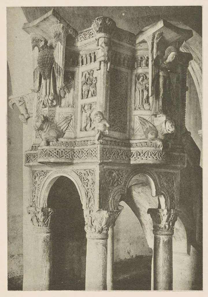 An illustration from Romanesque sculpture of the pilgrimage roads, 1923, leaf 72