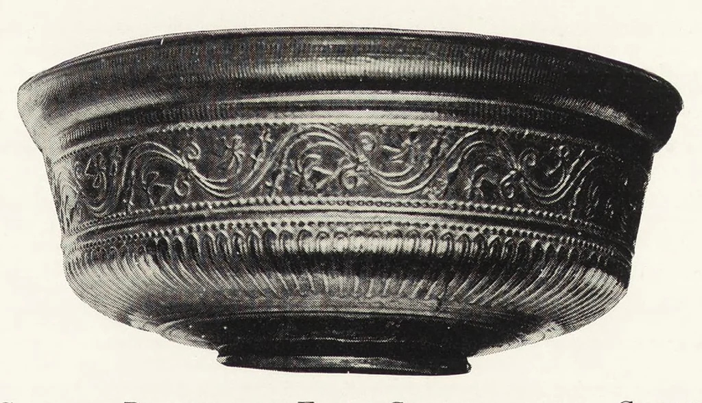 An illustration from History of ancient pottery: Greek, Etruscan, and Roman. Based on the work of Samuel Birch, 1905, leaf 576
