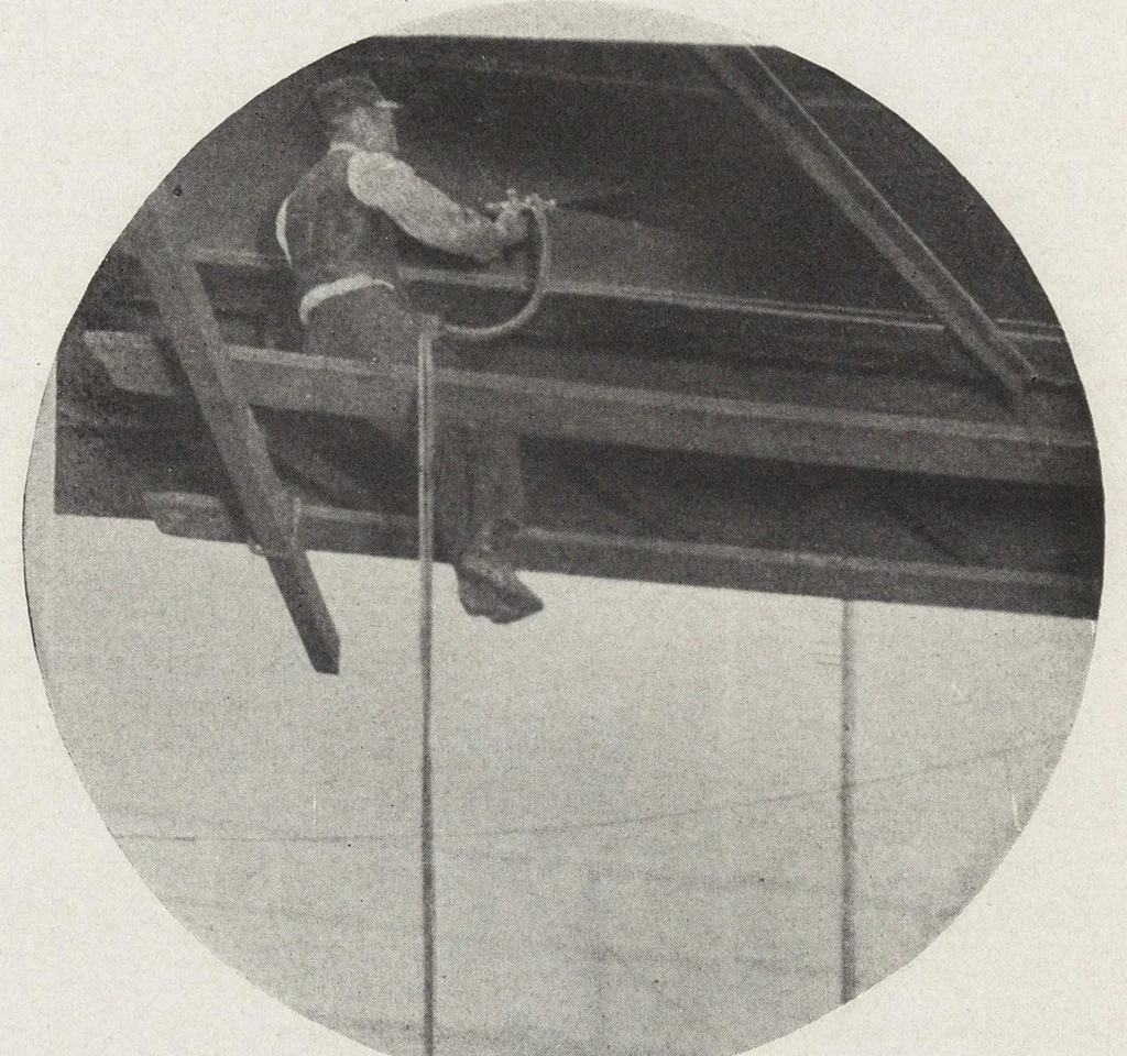An illustration from Papers on paint and varnish and the materials used in their manufacture, 1920, leaf 367
