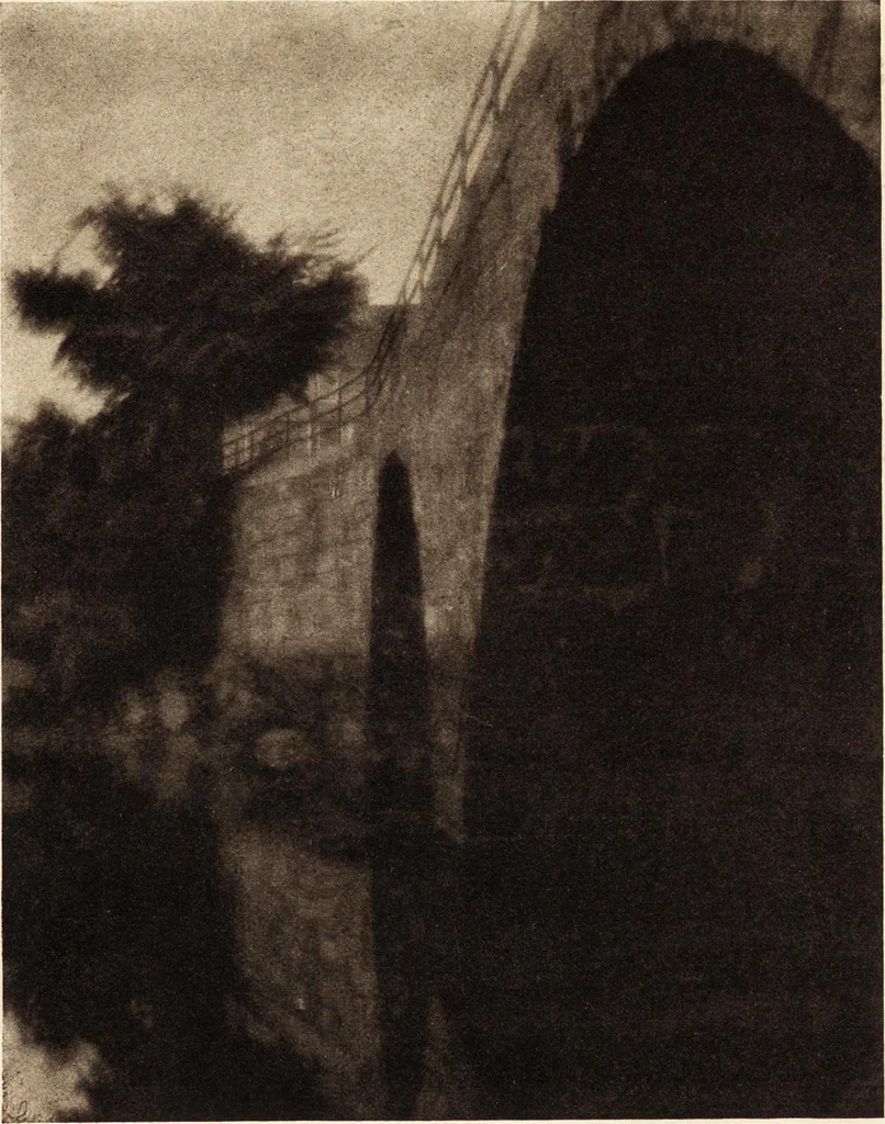 An illustration from Art in photography : with selected examples of European and American work, 1905, leaf 108