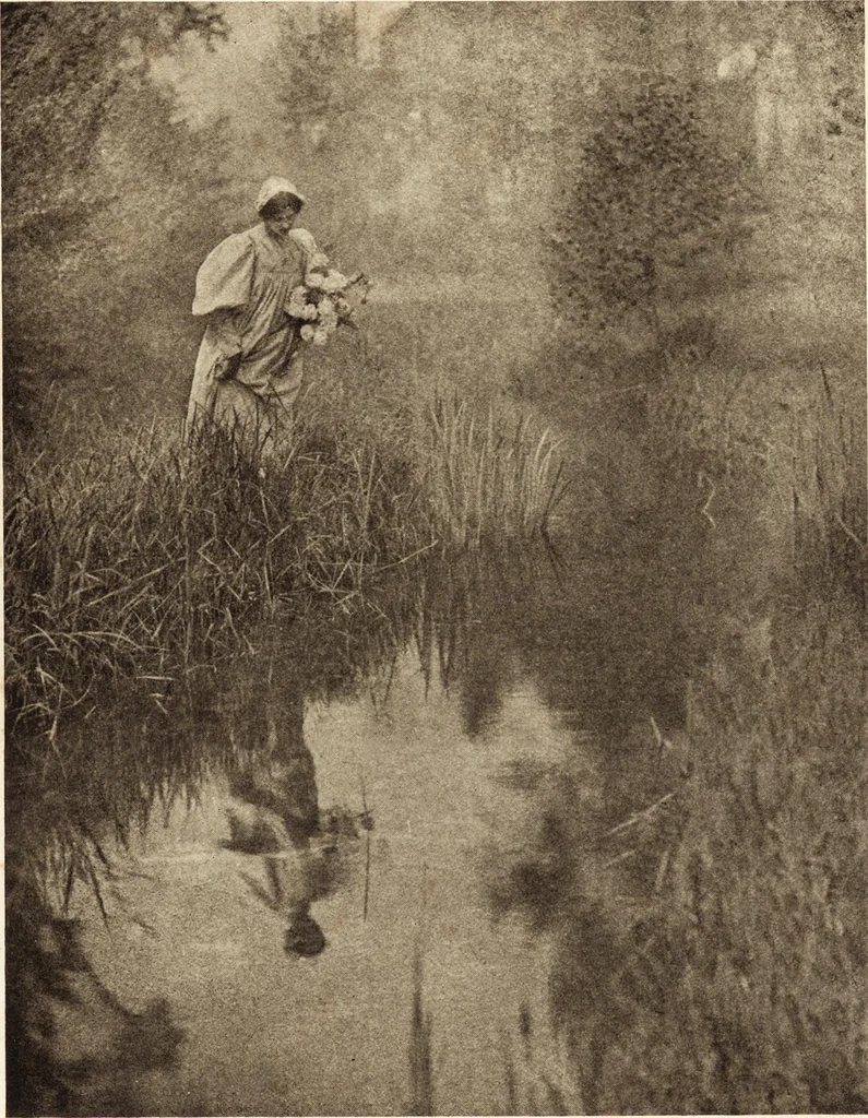 An illustration from Art in photography : with selected examples of European and American work, 1905, leaf 184