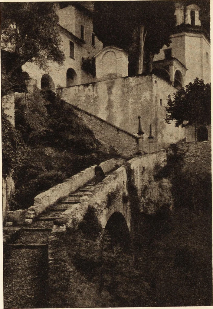 An illustration from Art in photography : with selected examples of European and American work, 1905, leaf 214