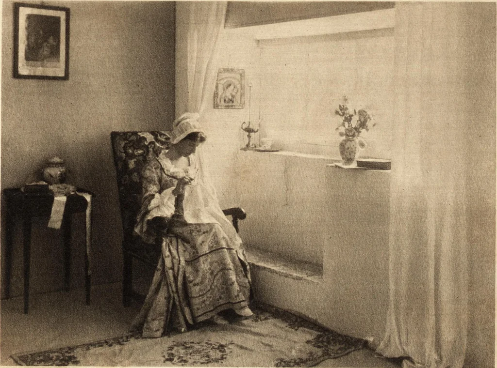 An illustration from Art in photography : with selected examples of European and American work, 1905, leaf 252