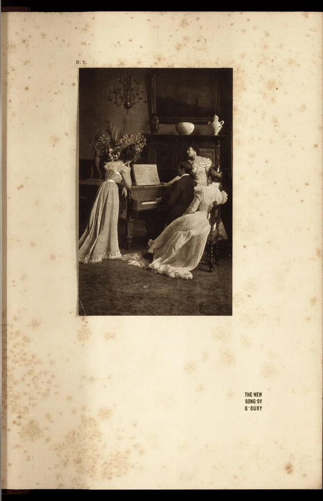 An illustration from Art in photography : with selected examples of European and American work, 1905, leaf 268